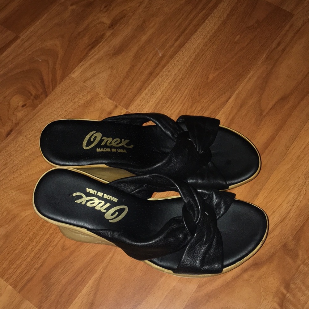 Women’s Onex wedges